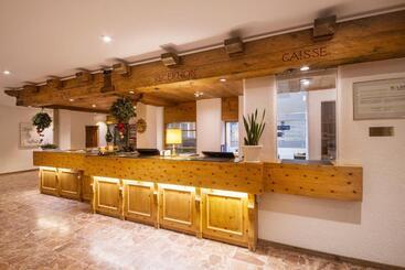 هتل Europa Suites St Moritz