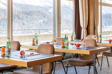 هتل Europa Suites St Moritz
