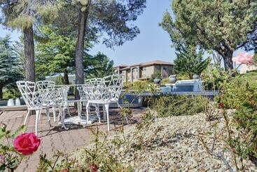 هتل Forest Villas