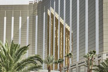 Four Seasons Hotel Las Vegas