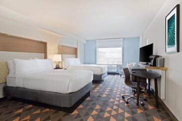 هتل Holiday Inn & Suites Across From Universal Orlando, An Ihg