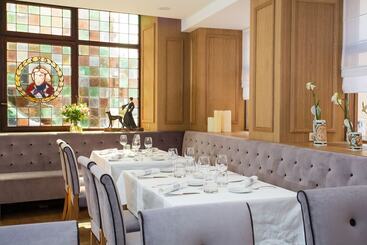 هتل Hôtel Le Rapp