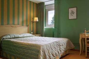 هتل Logis Hôtel Beauséjour Colmar