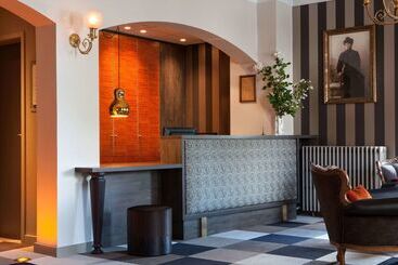 هتل Logis Hôtel Beauséjour Colmar