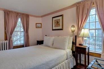 هتل Melville House Newport