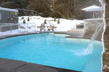 هتل Millcroft Inn & Spa