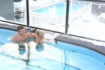 هتل Millcroft Inn & Spa