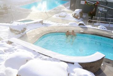 هتل Millcroft Inn & Spa