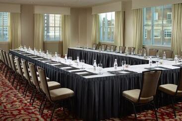 هتل Omni Providence