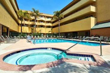 Radisson Hotel Santa Maria