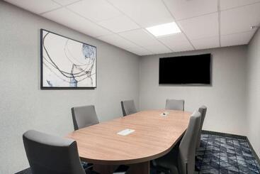 هتل Sonesta Select San Jose Airport