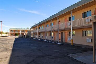 בית מלון כפרי Stone Inn Extended Stay U Of A