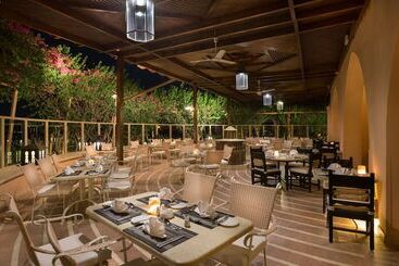 هتل Sultan Bey Resort