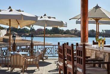 هتل Sultan Bey Resort