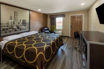 هتل Super 8 By Wyndham Tulsa/arpt/st Fairgrounds