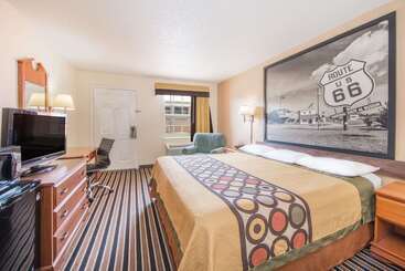 هتل Super 8 By Wyndham Tulsa/arpt/st Fairgrounds