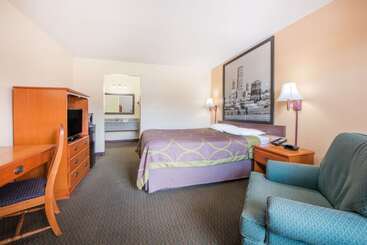 هتل Super 8 By Wyndham Tulsa/arpt/st Fairgrounds
