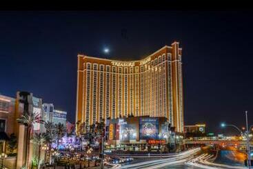 Treasure Island   Ti Las Vegas Hotel & Casino