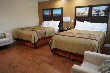 مُتل Muir Woods Lodge