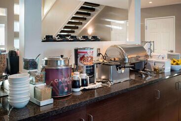 اقامتگاه Sonesta Es Suites Scottsdale Paradise Valley