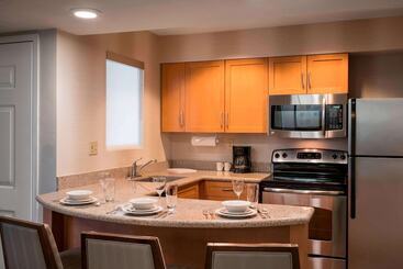 اقامتگاه Sonesta Es Suites Scottsdale Paradise Valley