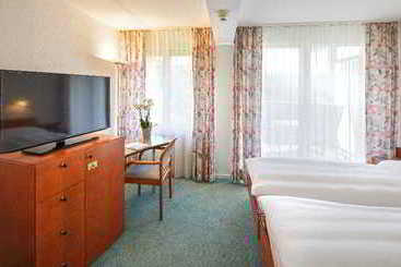 Отель Wellness  Tenedo  Thermalquellen Resort Bad Zurzach