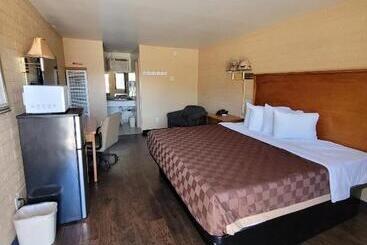 Westerner Motel