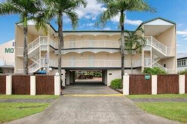 Cairns City Sheridan Motel