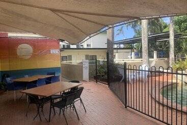 Cairns City Sheridan Motel