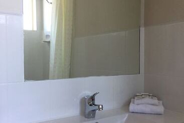 هتل Beachside Motor Inn