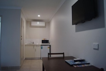 هتل Beachside Motor Inn