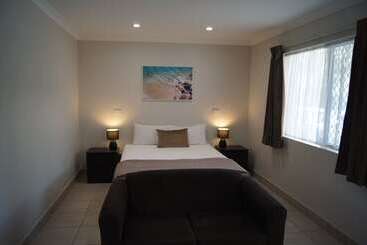 هتل Beachside Motor Inn