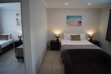 هتل Beachside Motor Inn