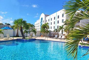 هتل Brickell Bay Beach Resort Aruba, Trademark Collection By Wyndham