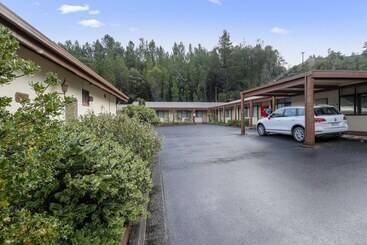 هتل Gold Rush Inn