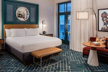 هتل Hyatt Centric French Quarter