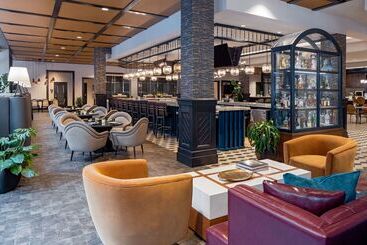 هتل Hyatt Centric French Quarter