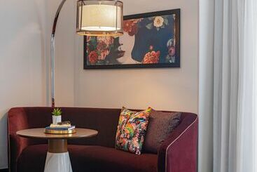 هتل Hyatt Centric French Quarter