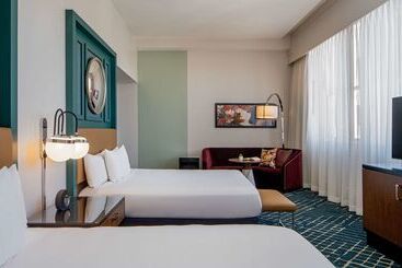 هتل Hyatt Centric French Quarter