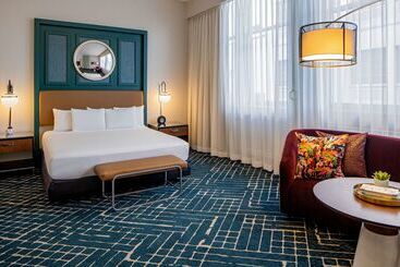 هتل Hyatt Centric French Quarter