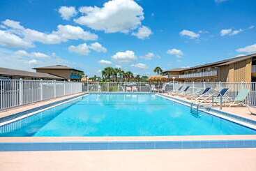 هتل Knights Inn Kissimmee