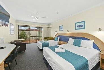 هتل Macquarie Barracks Motor Inn