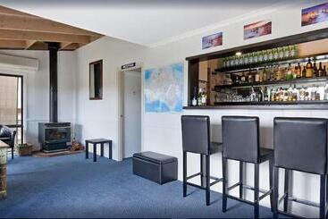هتل The Great Ocean Road Studios