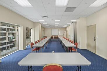 Yehs Hotel Melbourne Cbd