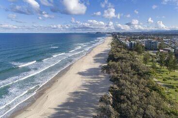Oaks Gold Coast Calypso Plaza Suites