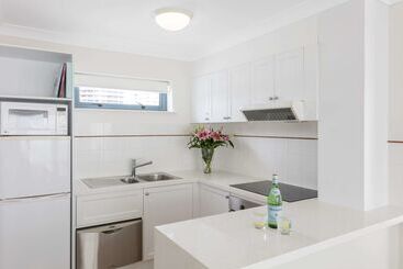 Oaks Gold Coast Calypso Plaza Suites