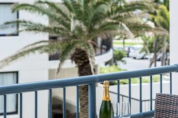 Oaks Gold Coast Calypso Plaza Suites