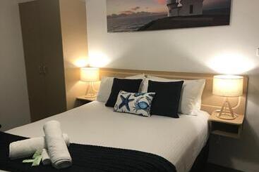 Ocean Breeze Motel