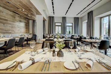 Seehotel Bellevue