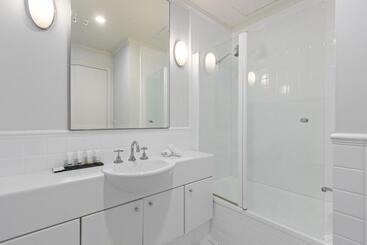 Comfort Hotel Melbourne Central